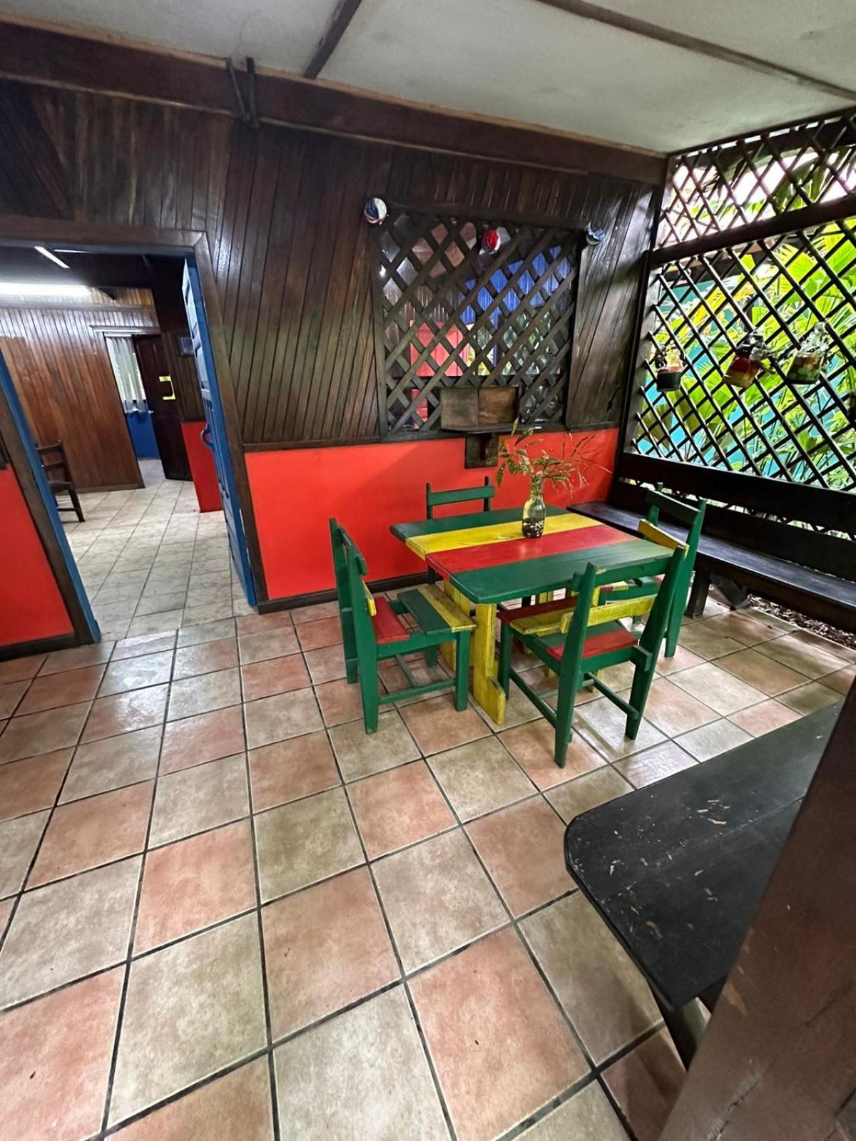 Playa Negra Brewing Beachfront Hotel Puerto Viejo de Talamanca Экстерьер фото